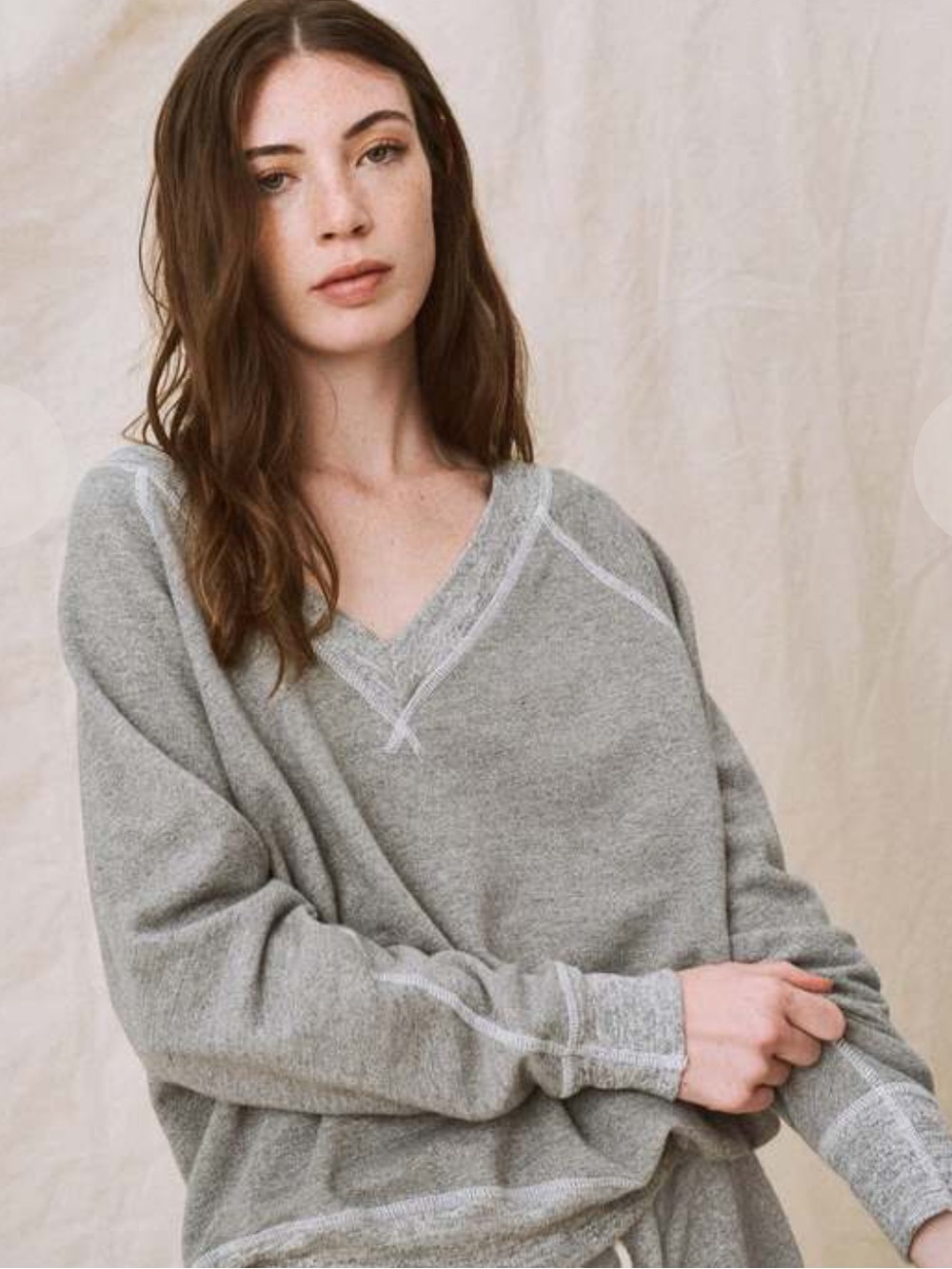 THE GREAT V-Neck Sweatshirt in Varsity Grey size 1 (s/m) NWOT